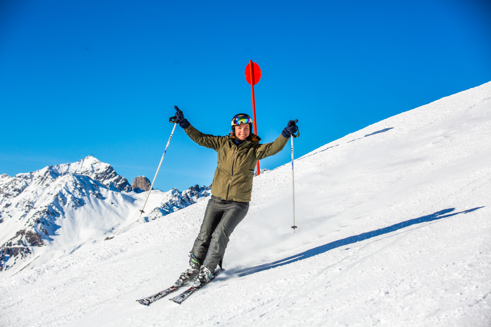Afbeelding voorHet zonneterras van Tirol: sneeuwzeker skigebied met 2000 zonuren per jaar.