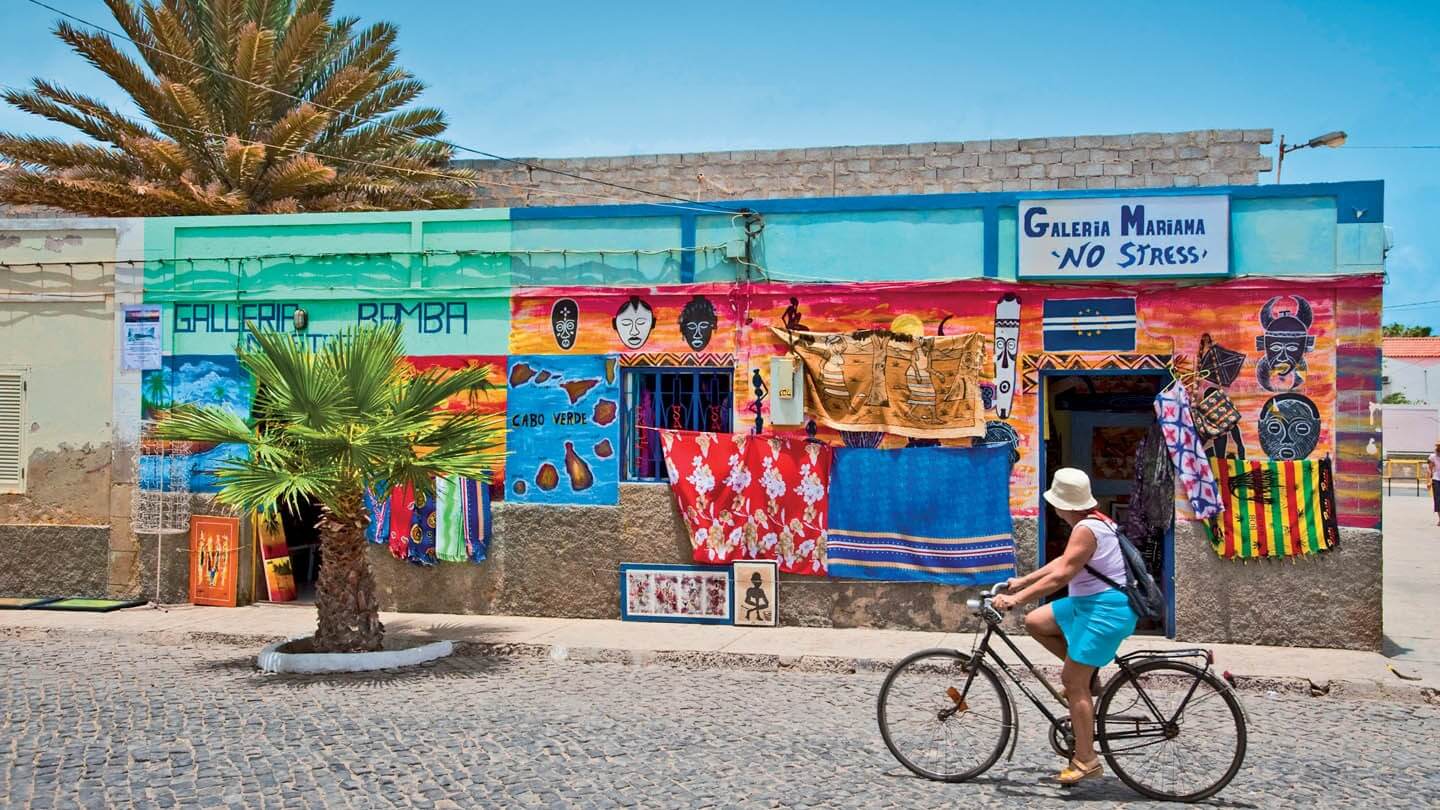 Afbeelding voorOntdek de Kaapverdische sfeer in Santa Maria