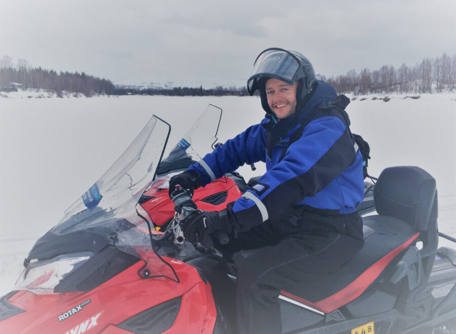 Afbeelding voor Roy in Lapland: husky’s, rendieren en intieme douches