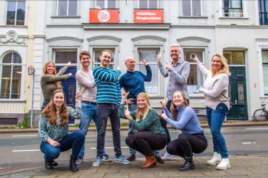 Ons doel: Jou een onvergetelijk mooie vakantie bezorgen villavibes team