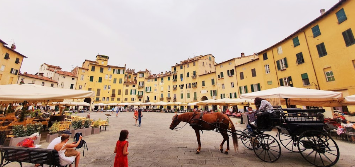 Afbeelding voorEn bezoek de favoriete stad van veel Italië-kenners: Lucca.