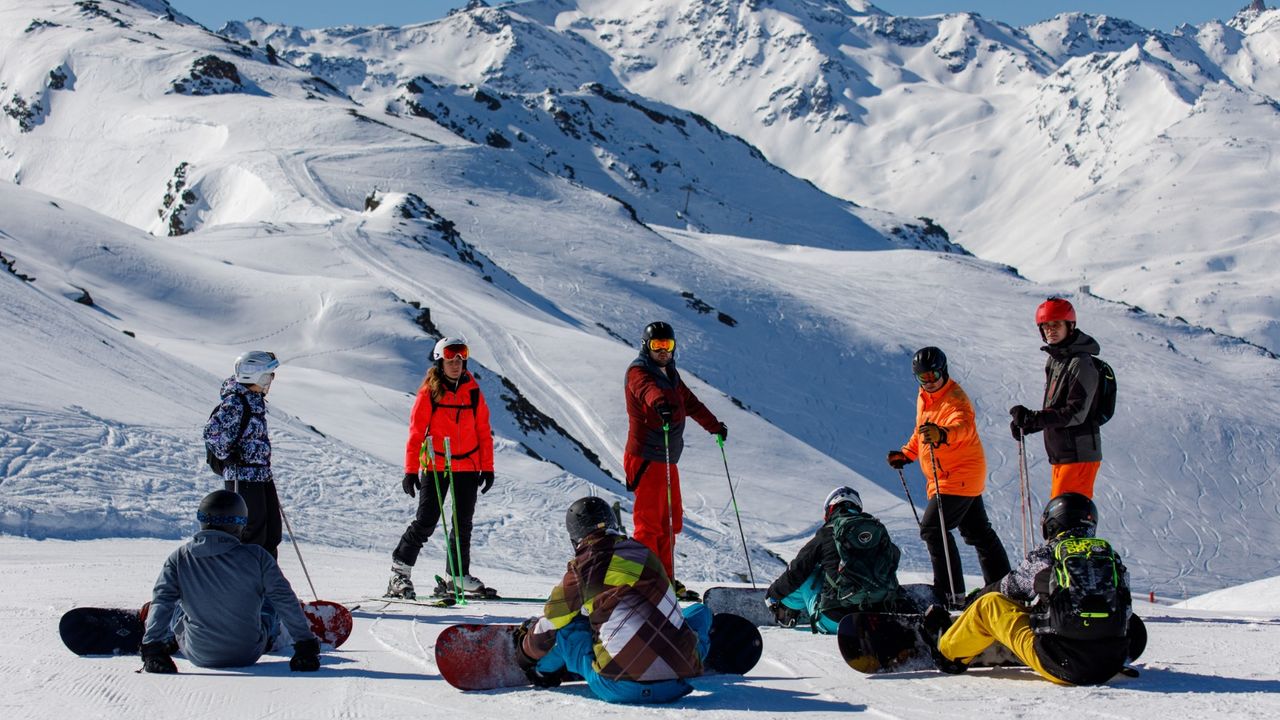 Afbeelding voorPopulair: de dagelijkse ski-safari's op diverse niveaus.