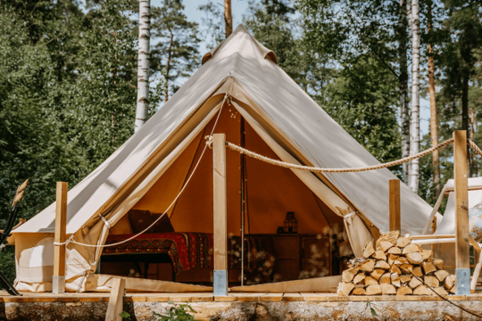 Glamping zweden luxe kamperen