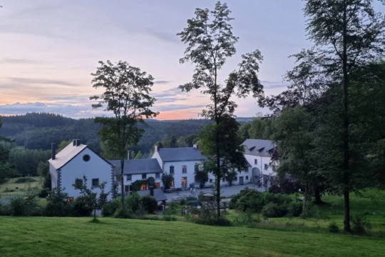 Je verblijft dit weekend op het prachtige landgoed 'Manoir du Sartay'. weekendje weg Ardennen